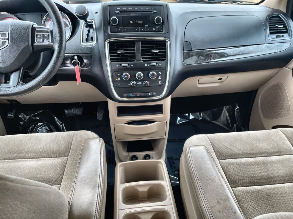 2014 DODGE GRAND CARAVAN SE