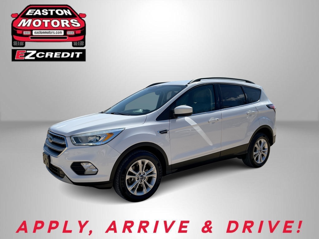 2017 FORD ESCAPE SE