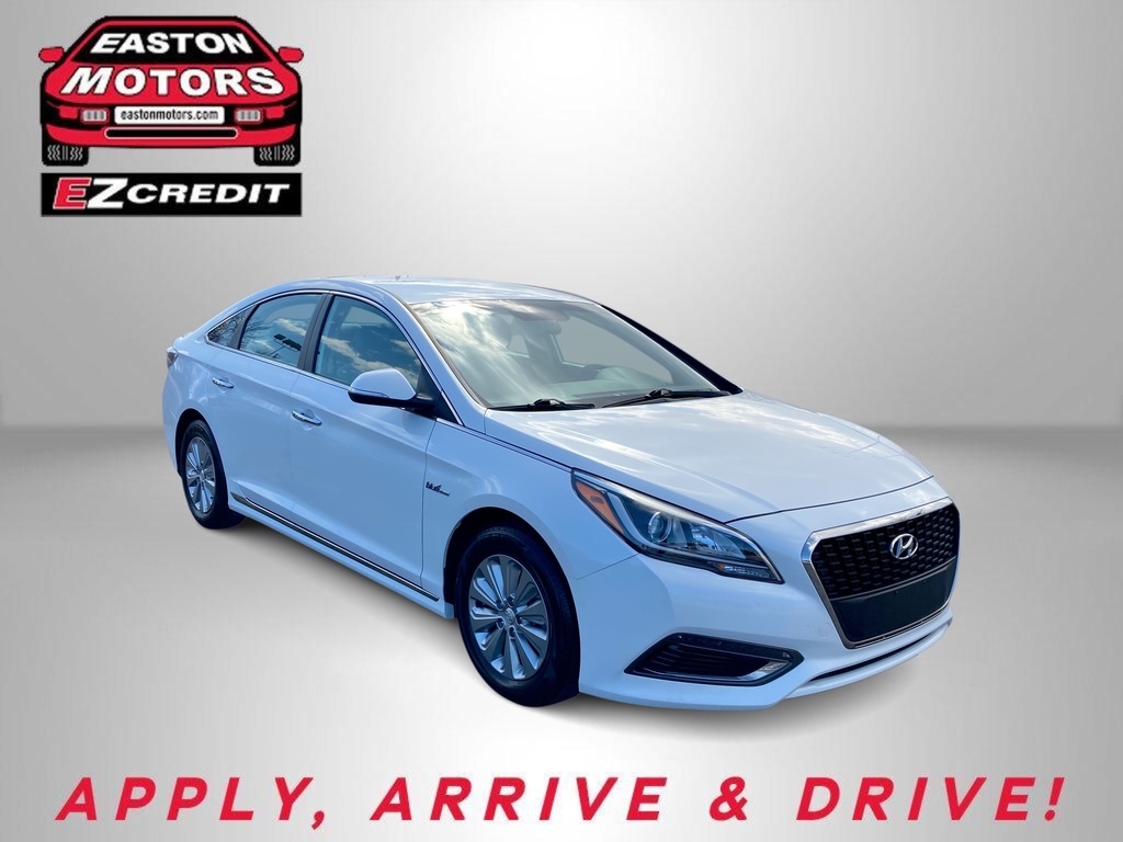 2017 HYUNDAI SONATA HYBRID SE