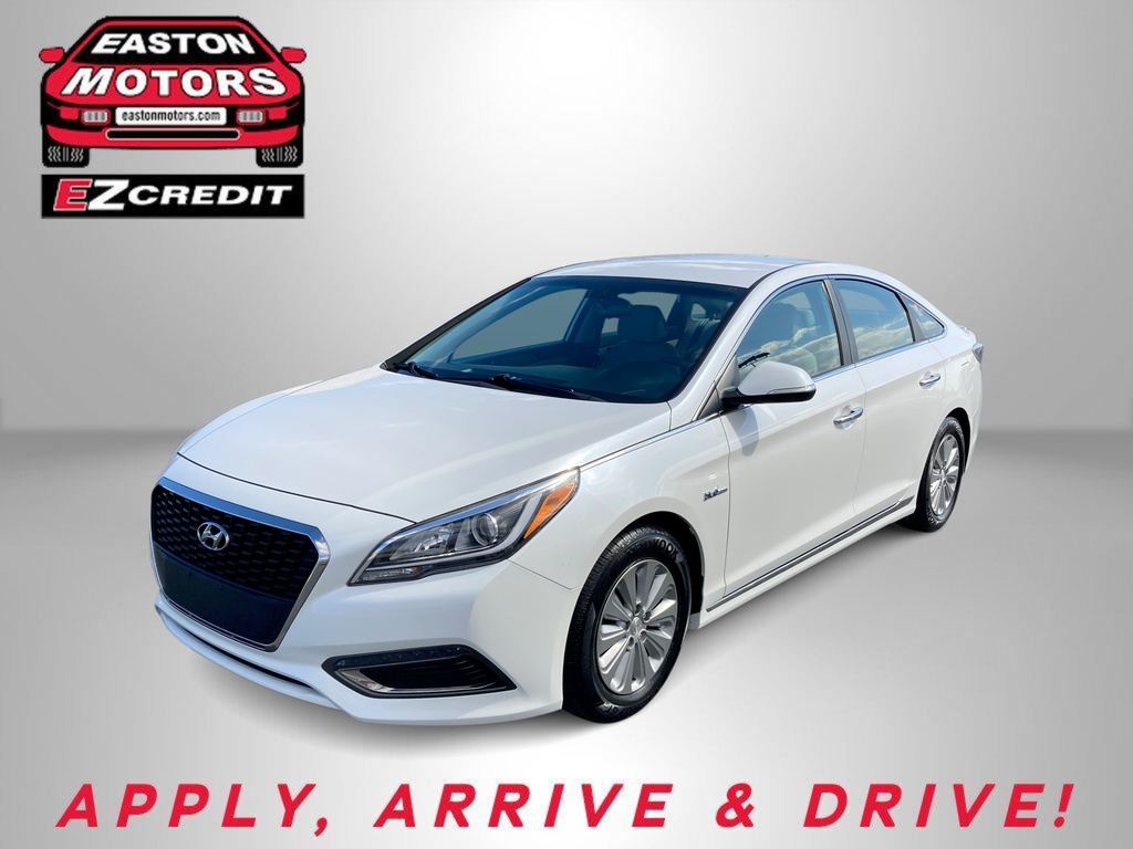 2017 HYUNDAI SONATA HYBRID SE