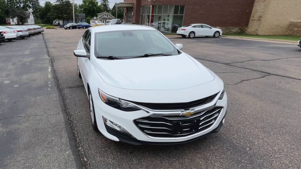 2023 CHEVROLET MALIBU LT (1LT)