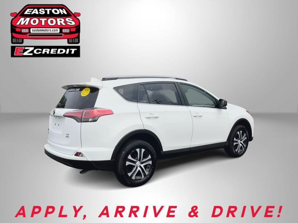 2018 TOYOTA RAV4 LE