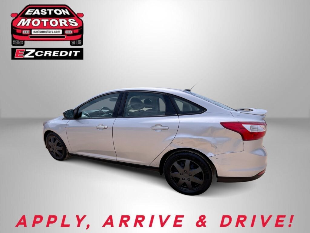 2013 FORD FOCUS SE
