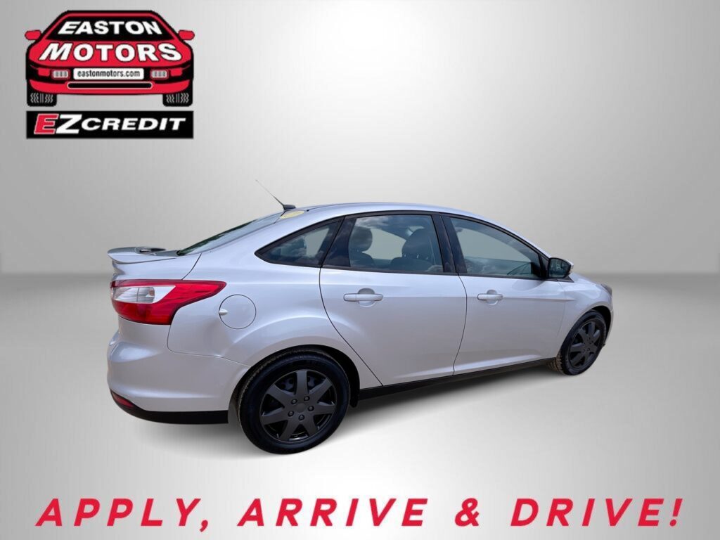 2013 FORD FOCUS SE