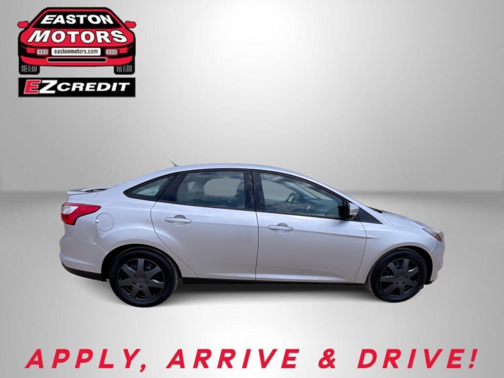 2013 FORD FOCUS SE