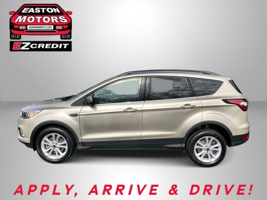2018 FORD ESCAPE SE