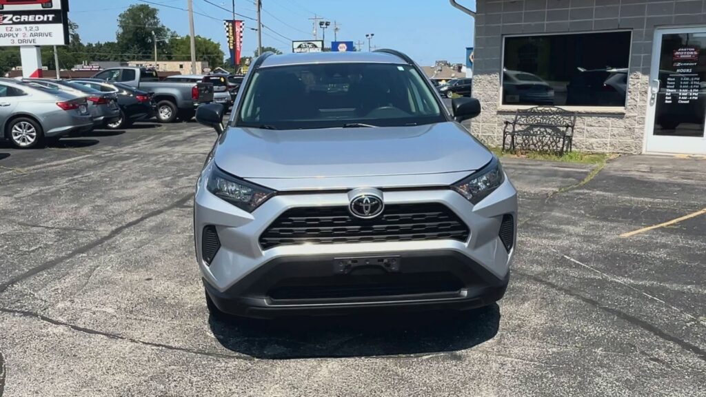 2021 TOYOTA RAV4 LE