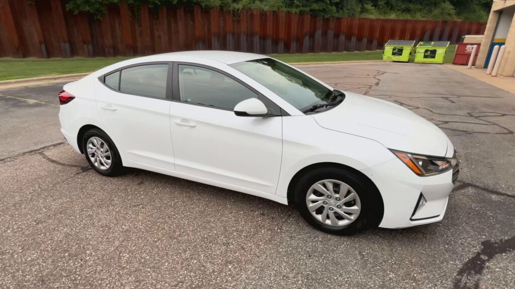 2020 HYUNDAI ELANTRA LIMITED; SE