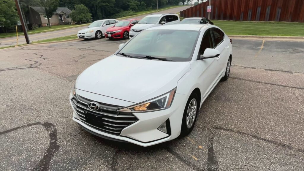 2020 HYUNDAI ELANTRA LIMITED; SE