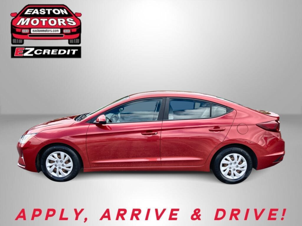 2019 HYUNDAI ELANTRA LIMITED; SE