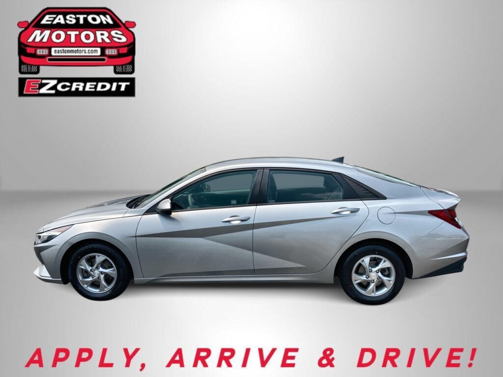 2021 HYUNDAI ELANTRA SE