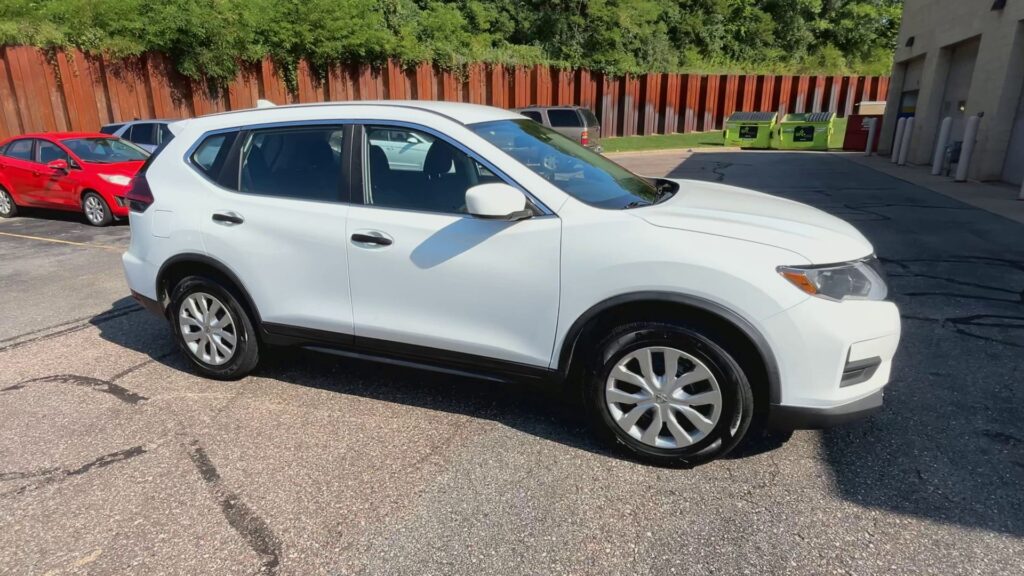 2020 NISSAN ROGUE S; SL; SV