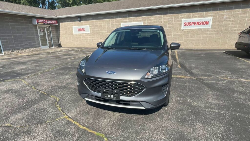 2021 FORD ESCAPE HYBRID SE FHE