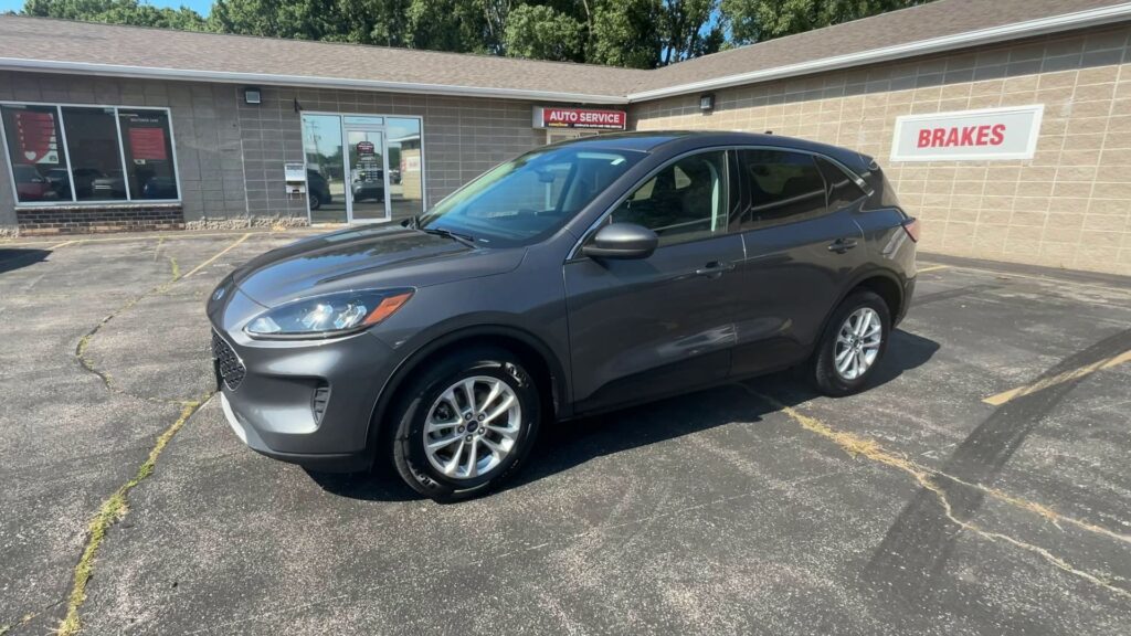 2021 FORD ESCAPE HYBRID SE FHE