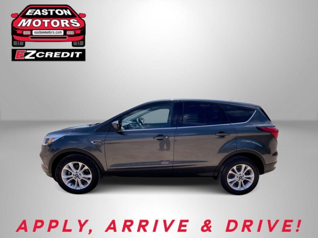 2019 FORD ESCAPE SE