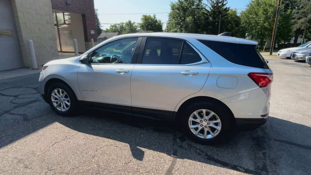 2021 CHEVROLET EQUINOX LT (1LT)
