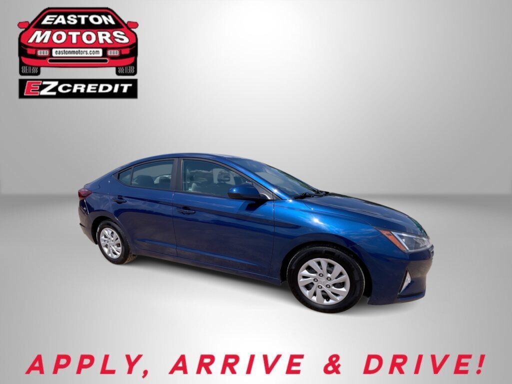 2019 HYUNDAI ELANTRA SE