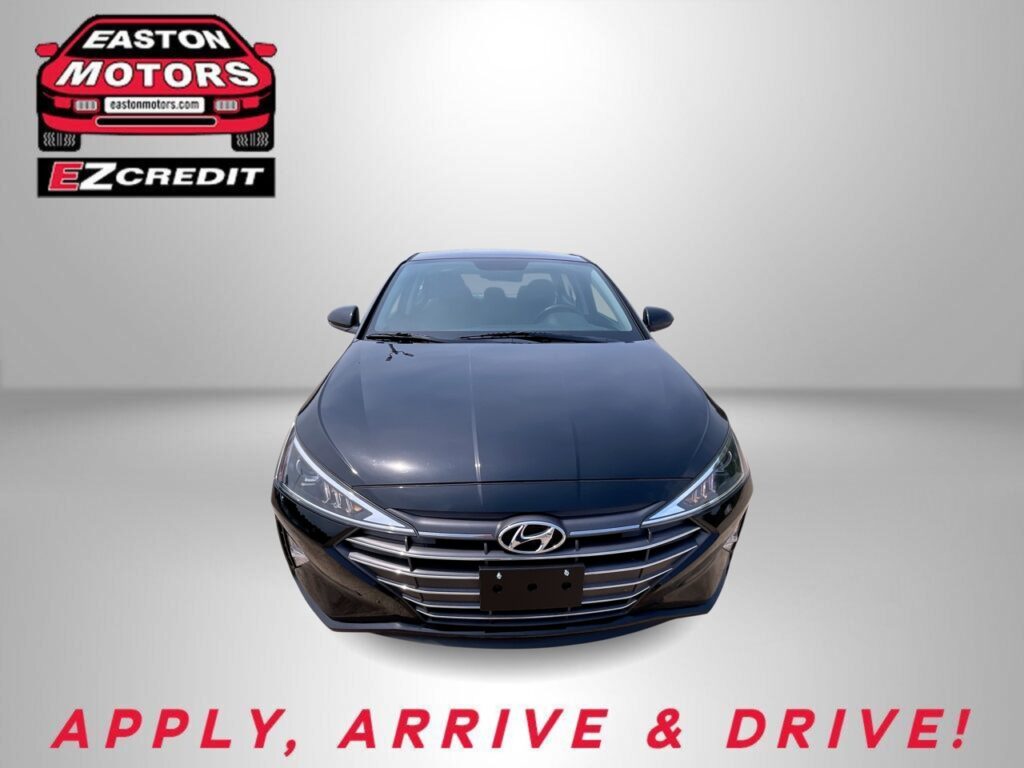 2019 HYUNDAI ELANTRA LIMITED; SE