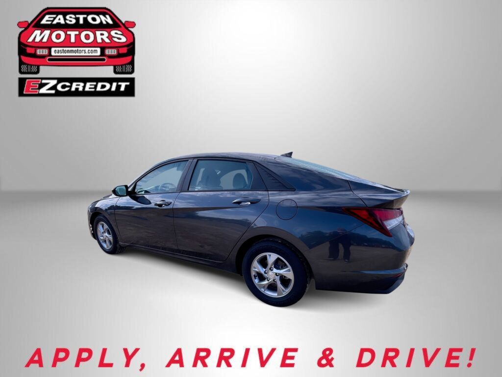 2021 HYUNDAI ELANTRA SE