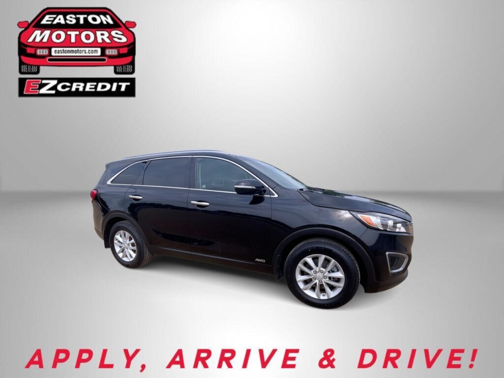 2017 KIA SORENTO LX; L
