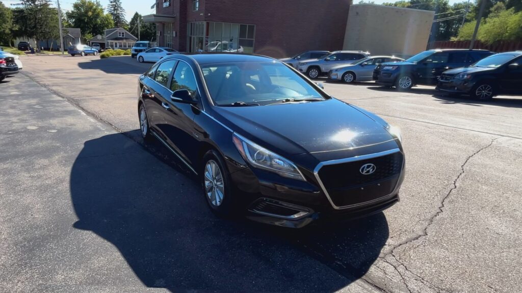 2016 HYUNDAI SONATA HYBRID SE