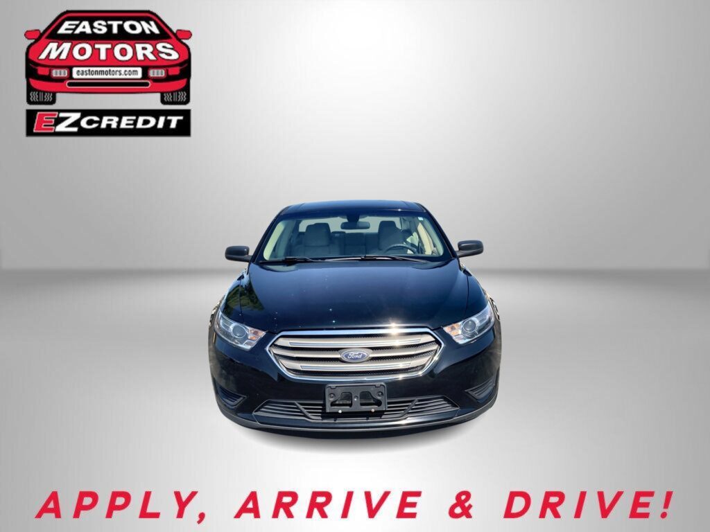 2018 FORD TAURUS SE