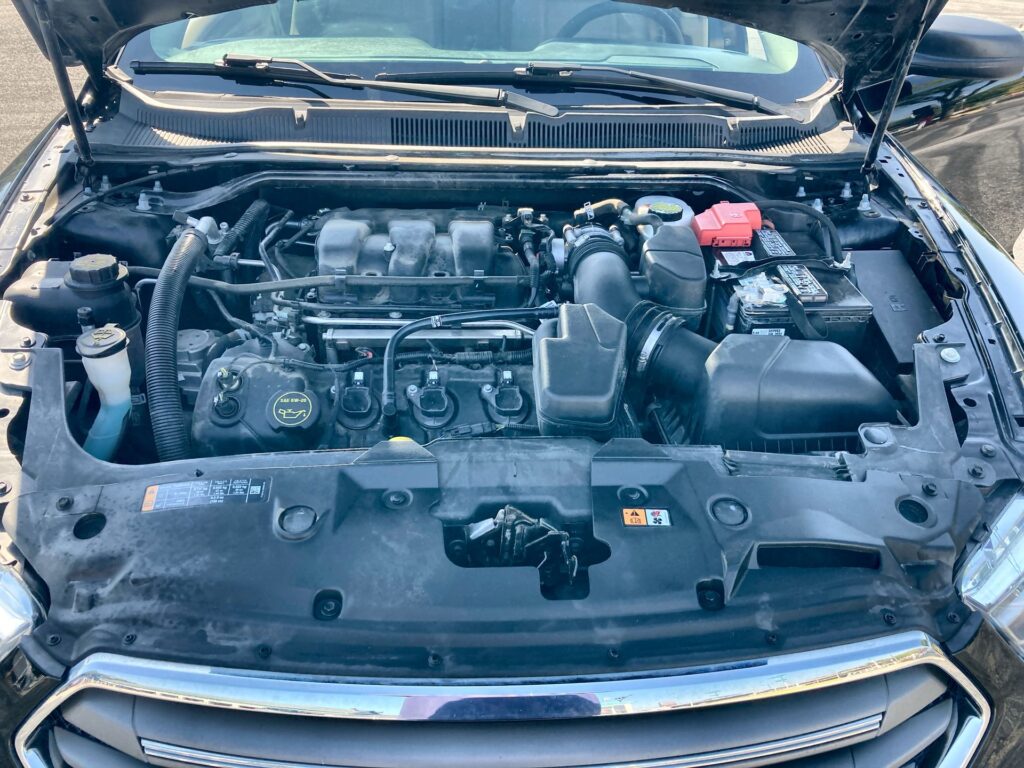 2018 FORD TAURUS SE