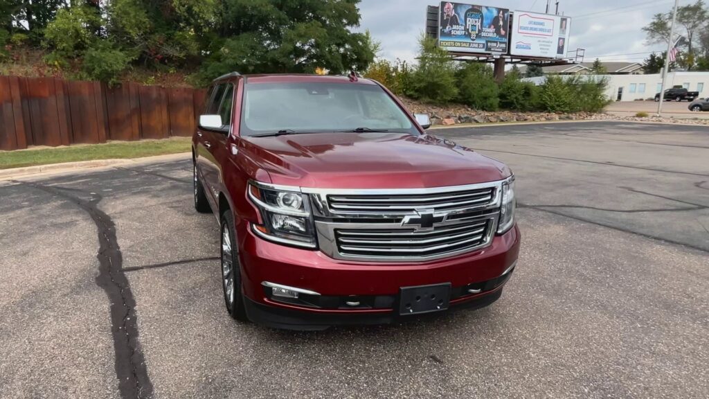 2017 CHEVROLET SUBURBAN PREMIER