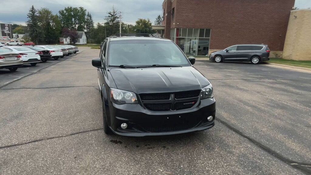 2017 DODGE GRAND CARAVAN GT