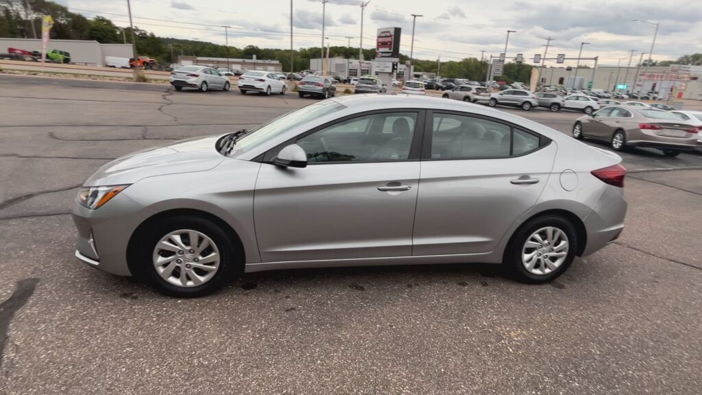 2020 HYUNDAI ELANTRA LIMITED; SE