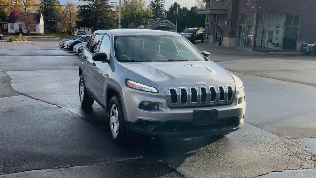 2016 JEEP CHEROKEE SPORT