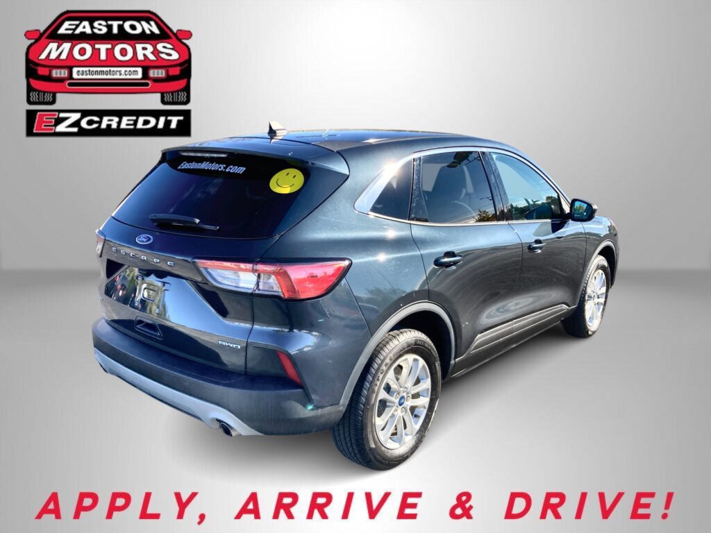 2022 FORD ESCAPE SE