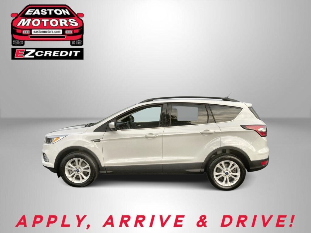 2018 FORD ESCAPE SE
