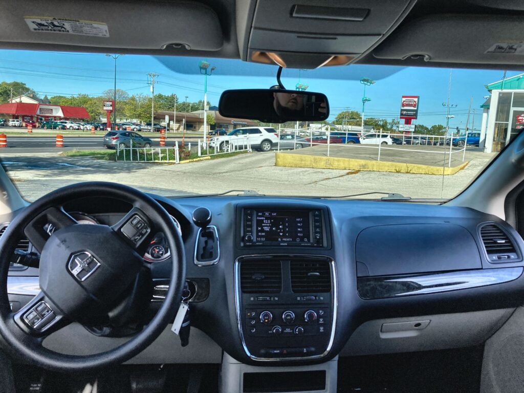 2018 DODGE GRAND CARAVAN SE