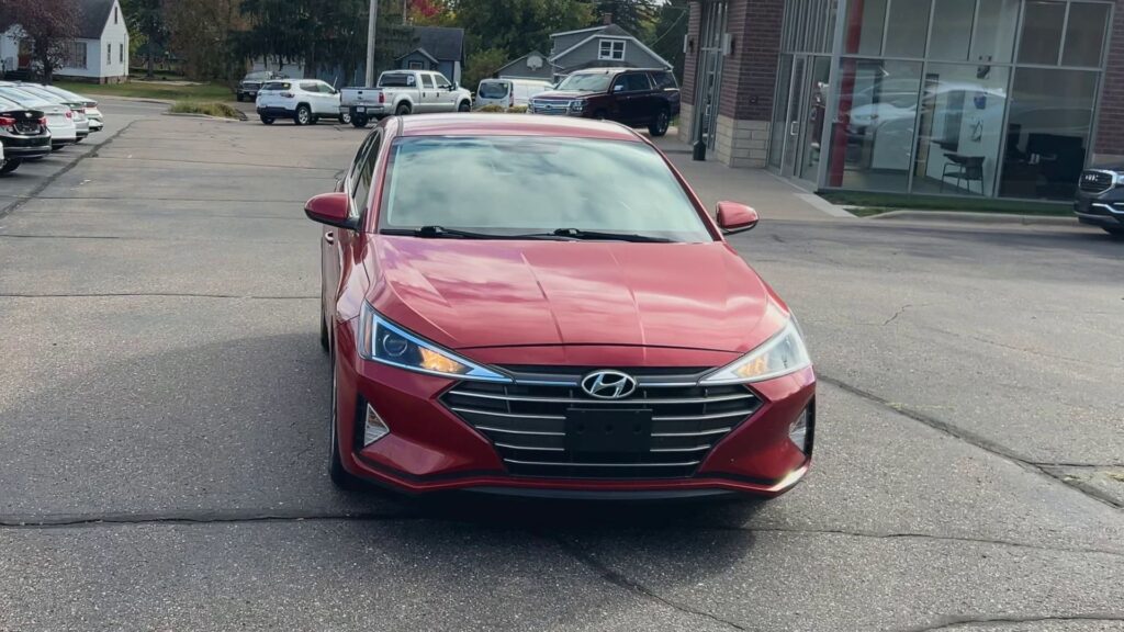 2019 HYUNDAI ELANTRA LIMITED; SE