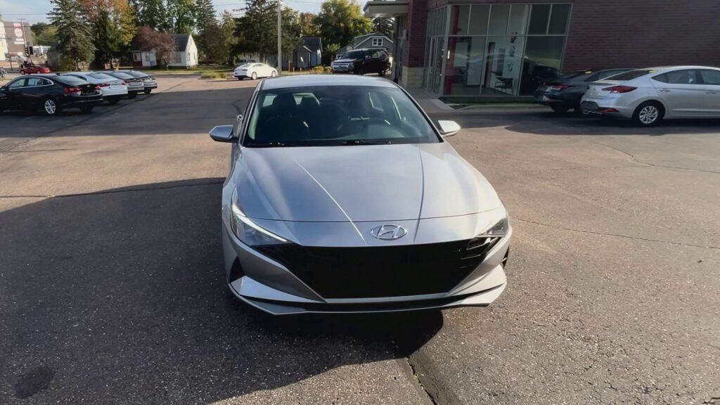 2021 HYUNDAI ELANTRA SE
