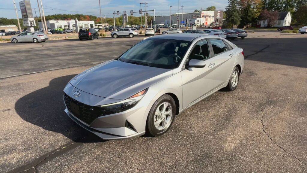 2021 HYUNDAI ELANTRA SE