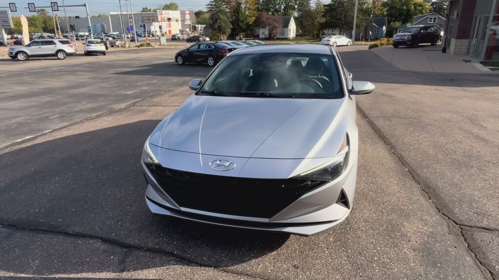 2021 HYUNDAI ELANTRA SE