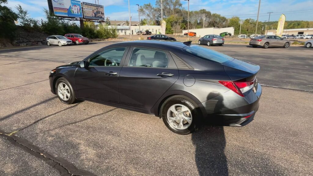2021 HYUNDAI ELANTRA SE