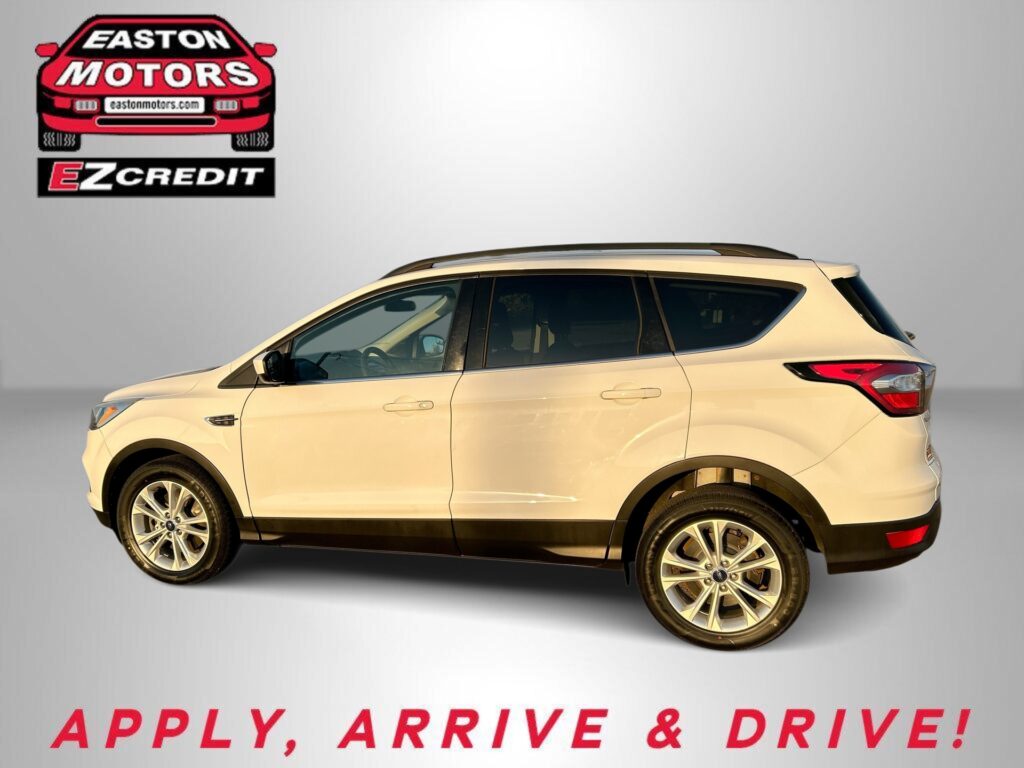 2018 FORD ESCAPE SE