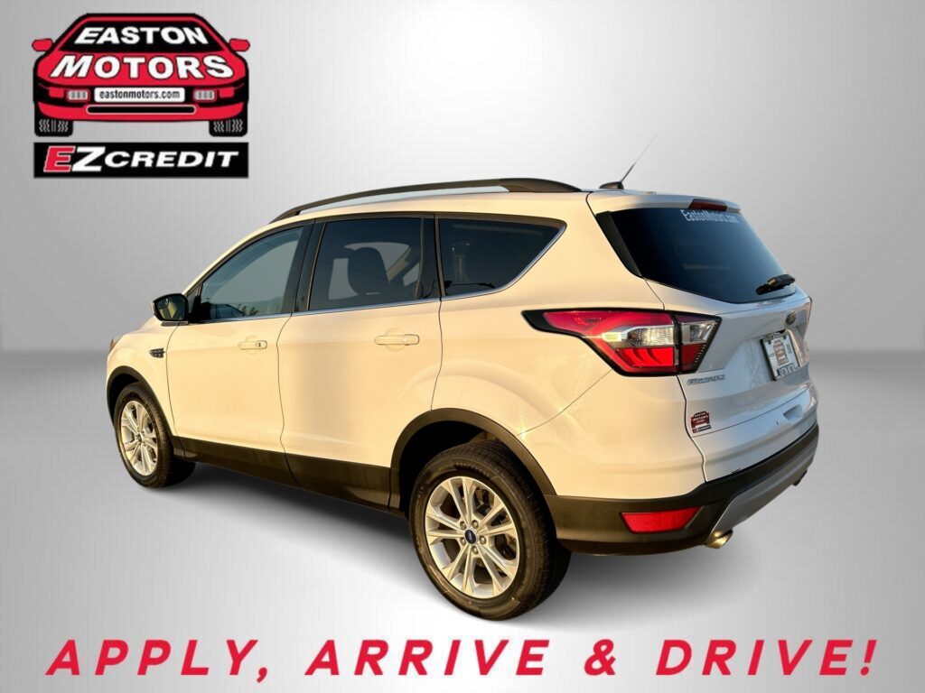 2018 FORD ESCAPE SE