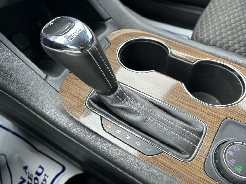 2018 GMC ACADIA SLE1