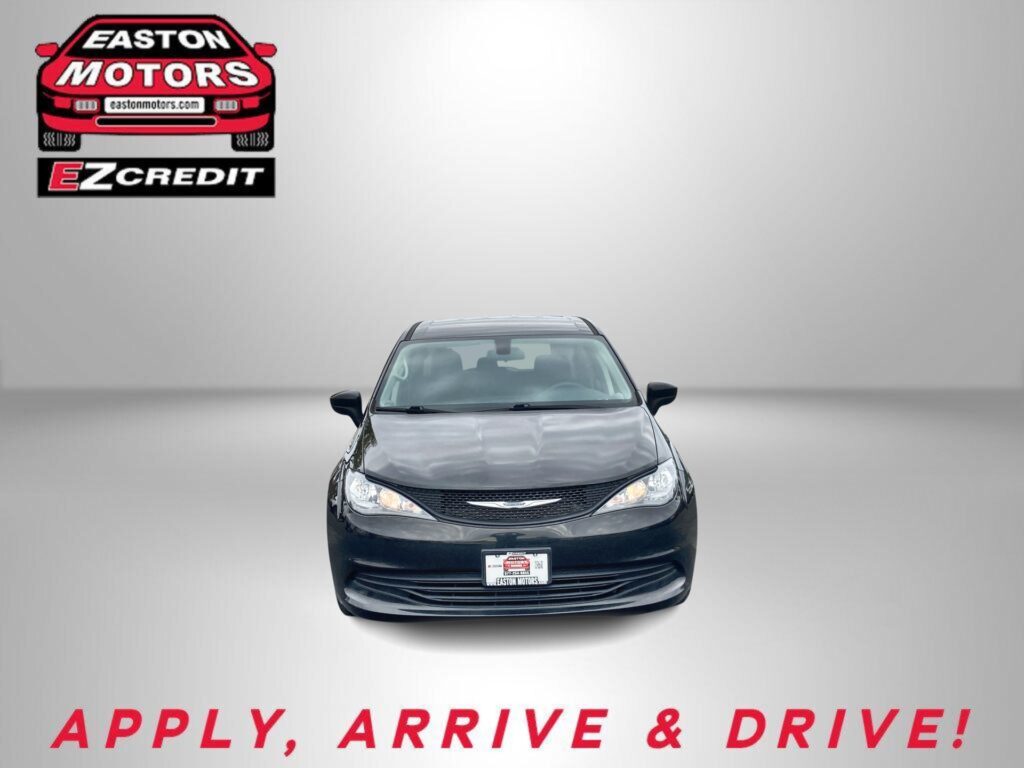 2020 CHRYSLER VOYAGER L