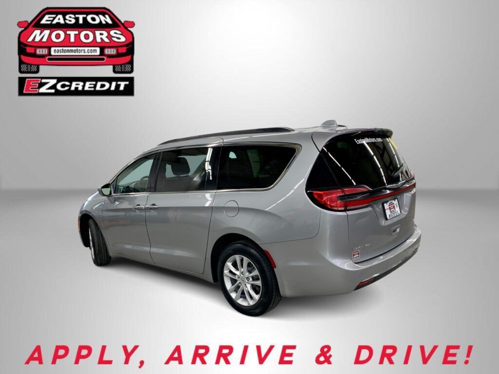 2021 CHRYSLER PACIFICA TOURING