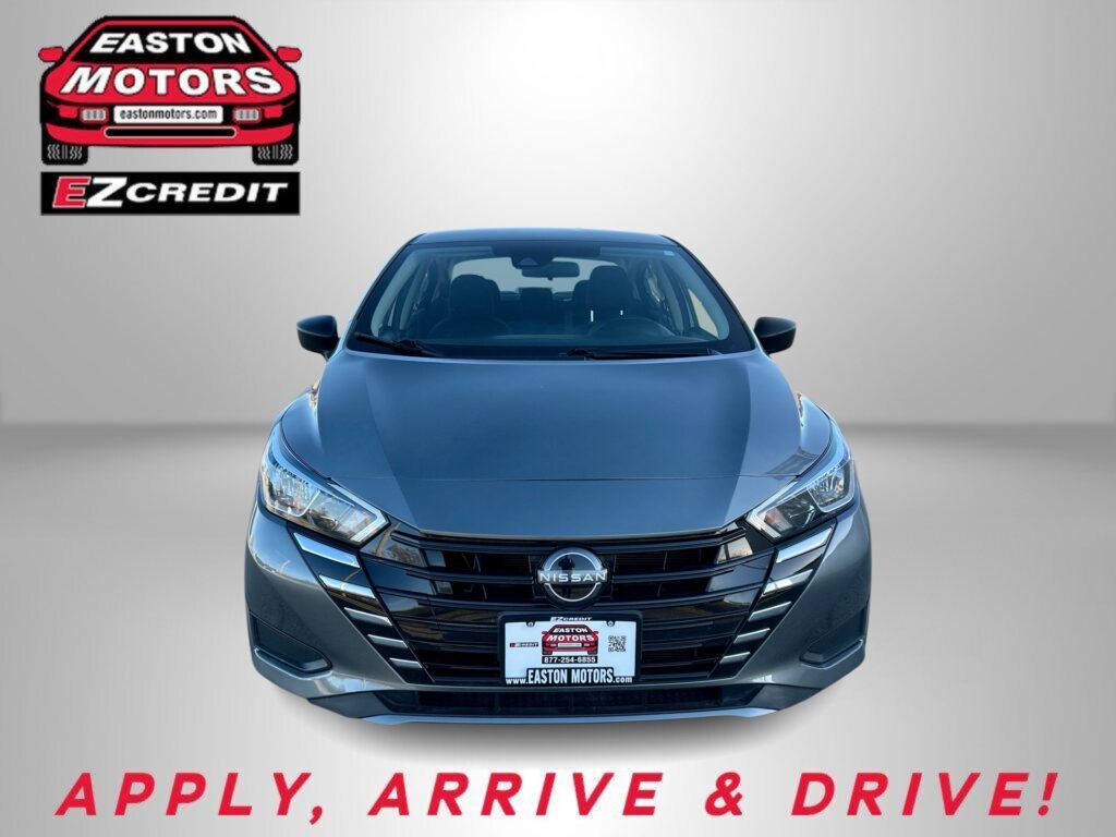 2024 NISSAN VERSA SV