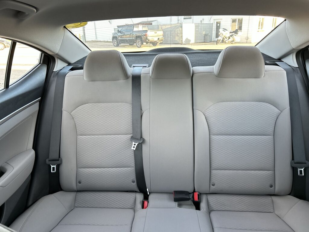 2019 HYUNDAI ELANTRA LIMITED; SE