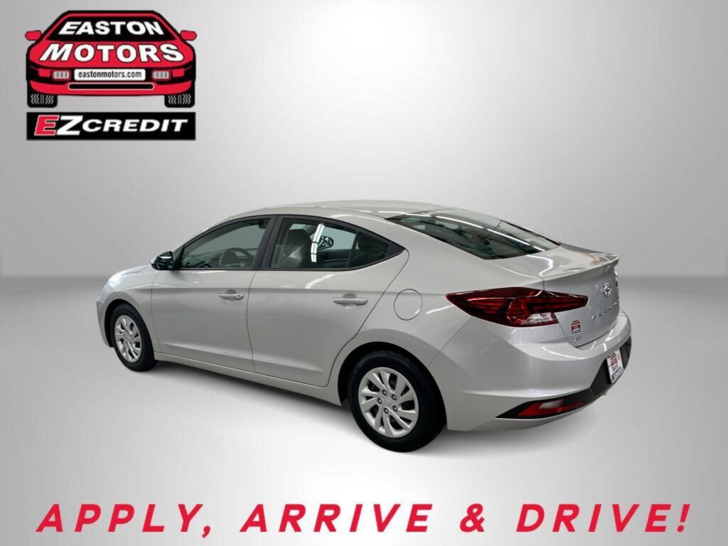 2019 HYUNDAI ELANTRA LIMITED; SE