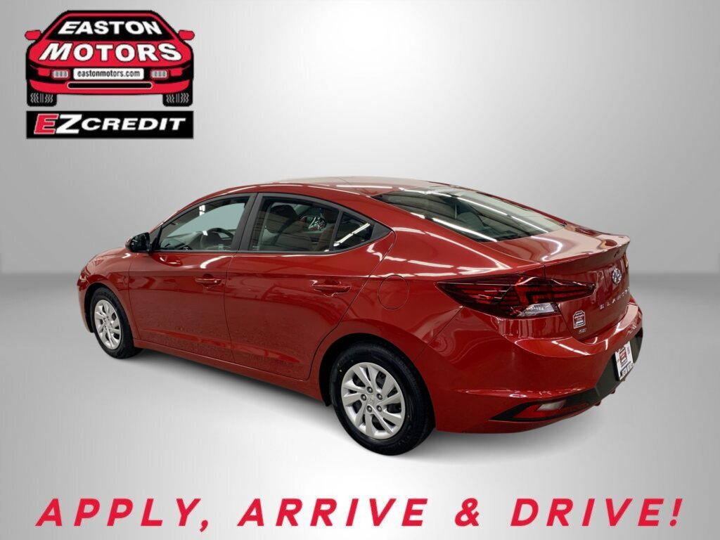 2019 HYUNDAI ELANTRA LIMITED; SE