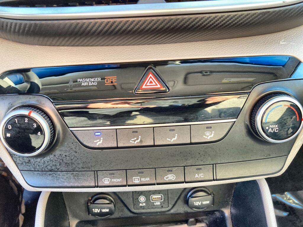 2021 HYUNDAI TUCSON SE