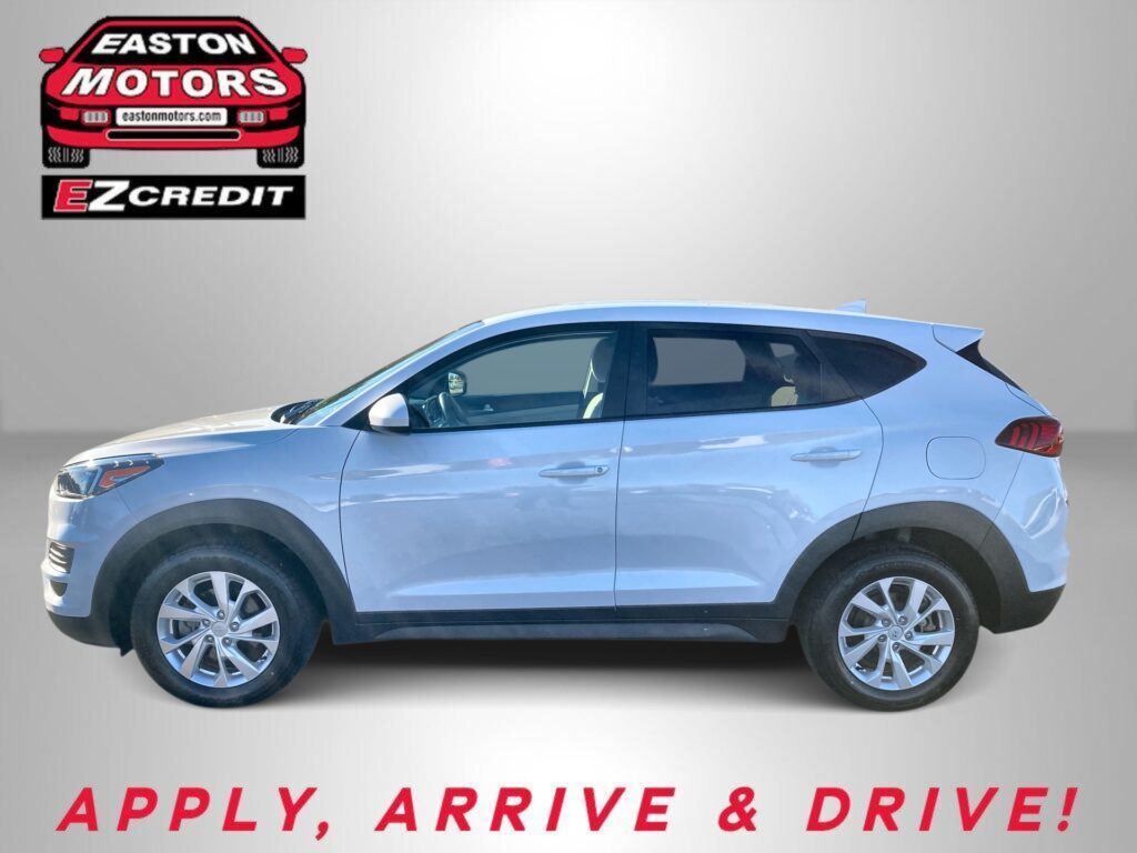 2021 HYUNDAI TUCSON SE